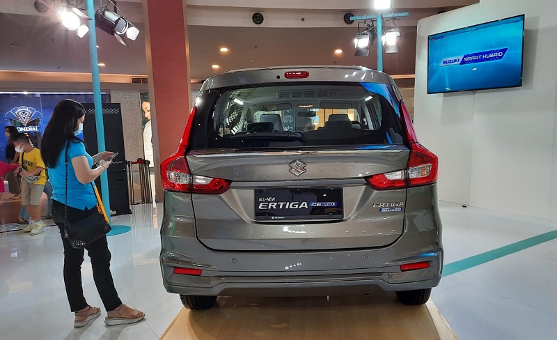kekurangan suzuki ertiga hybrid terbaru 001
