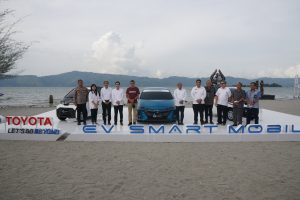 Toyota Perluas Jangkauan EV Smart Mobility ke Danau Toba