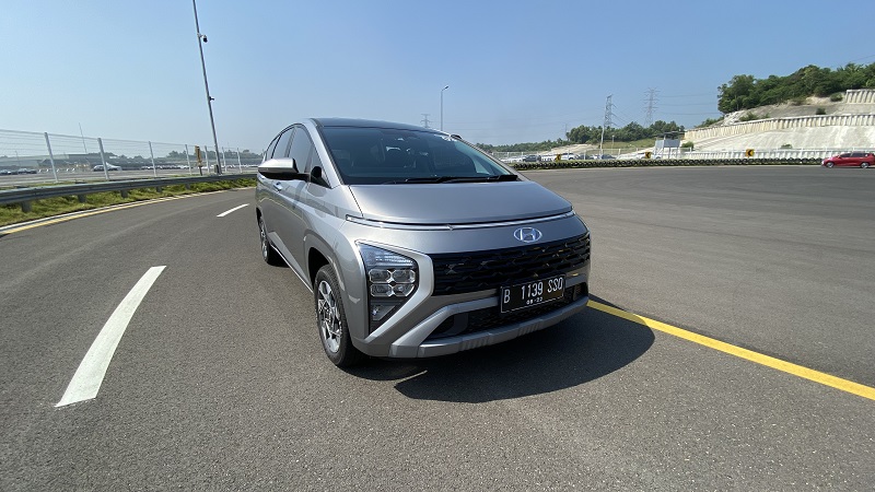 review hyundai stargazer - eksterior tampak depan