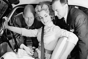 Sejarah Sabuk Pengaman Mobil, Sejak Abad 19