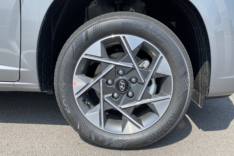 Kekurangan Hyundai Stargazer