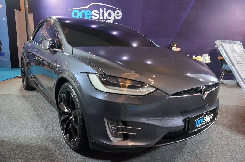 Mobil listrik termahal di PEVS 2022