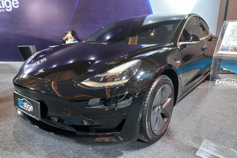 Tesla Model X recall