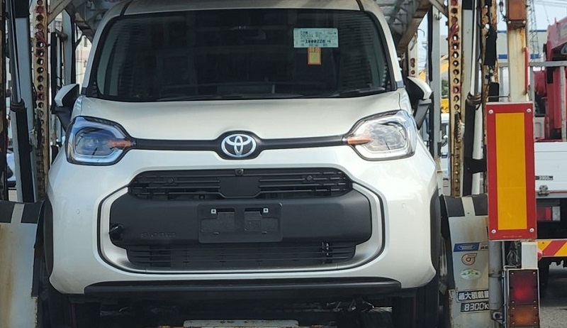 toyota sienta terbaru model 2023