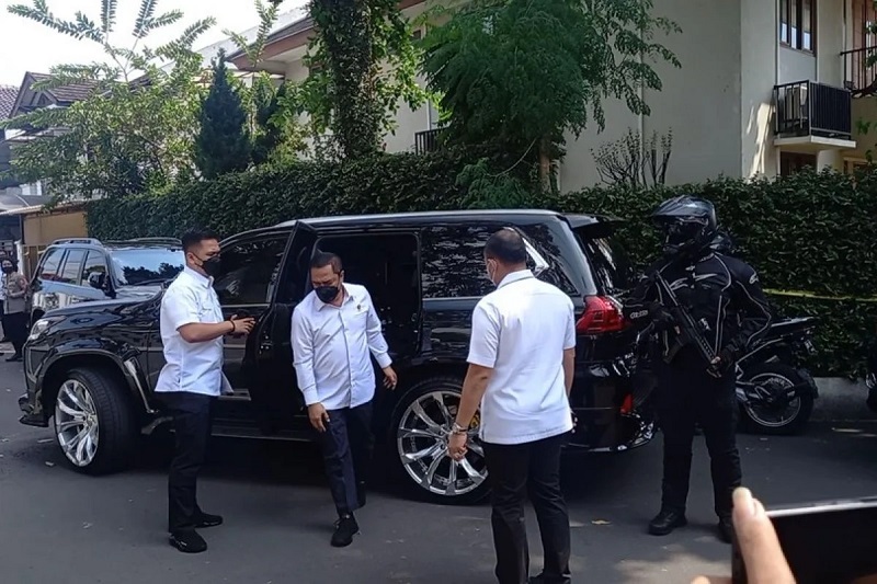 harga dan spesifikasi lexus lx 570 kabareskrim