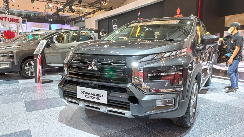 New Xpander Cross