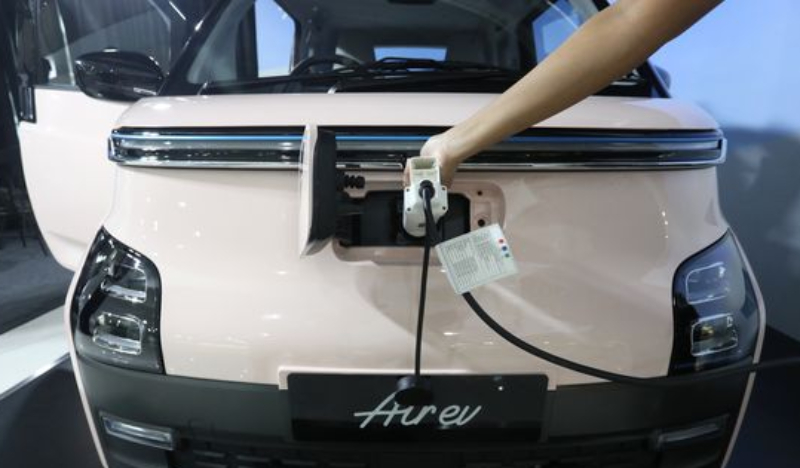 kekurangan mobil listrik - cas butuh daya besar