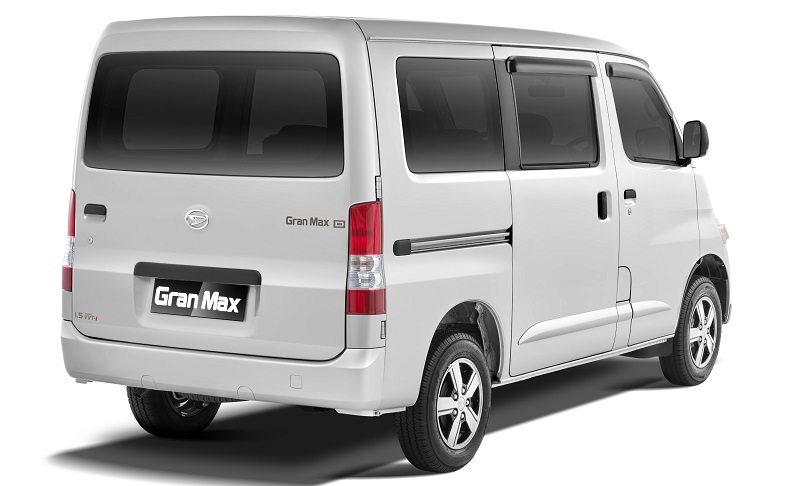 kelebihan daihatsu granmax terbaru 2022 - pelek 14 inch