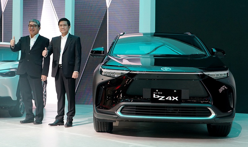 toyota bz4x meluncur di giias 2022