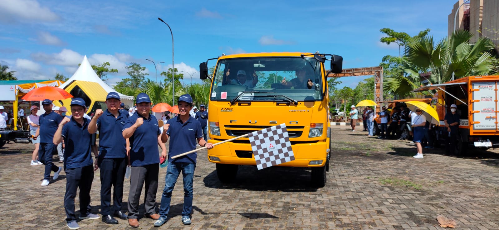 truk mitsubishi fuso euro 4