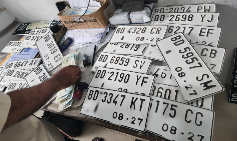 Pelat nomor baru di wilayah Papua