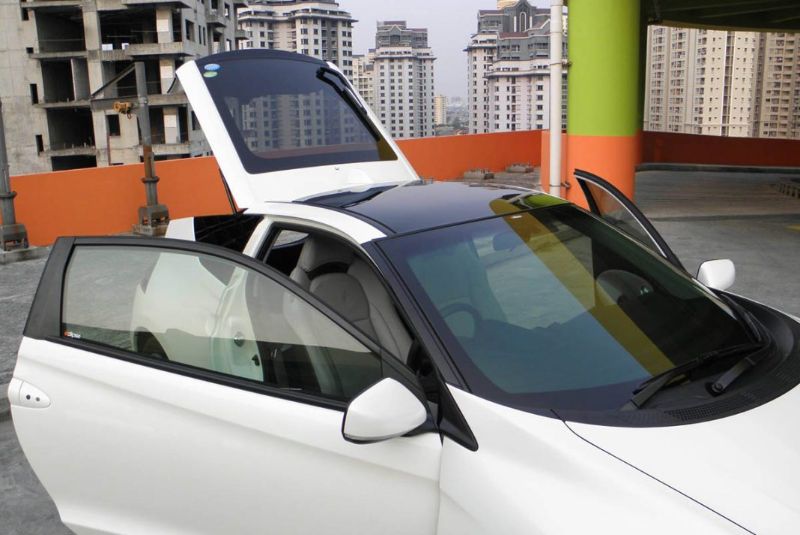 12 Kaca Film Mobil Terbaik 2023, Bukan Asal Gelap! tips pasang kaca film mobil terbaik