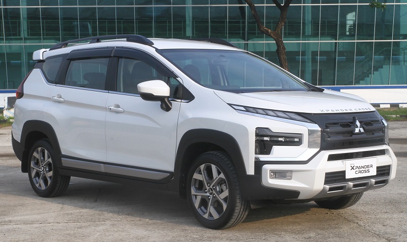 Honda BR-V Gen 2 Vs Mitsubishi Xpander Cross facelift