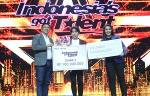 Cassidy Lee dan Pasheman’90 Dapat Hyundai Stargazer!