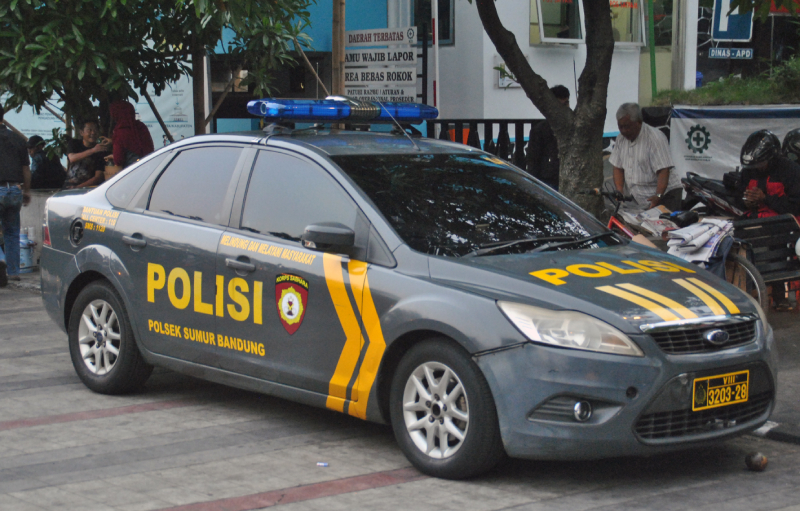 Mobil Polisi Indonesia - ford focus