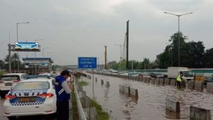 Jalan Tol Pondok Aren-Serpong Ditinggikan 2 Meter, Biar Tidak Banjir Lagi!