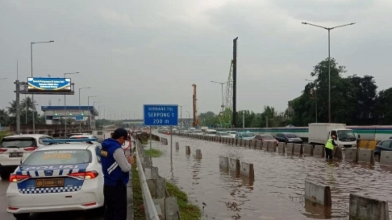 Jalan tol Pondok Aren-Serpong ditinggikan 2 meter