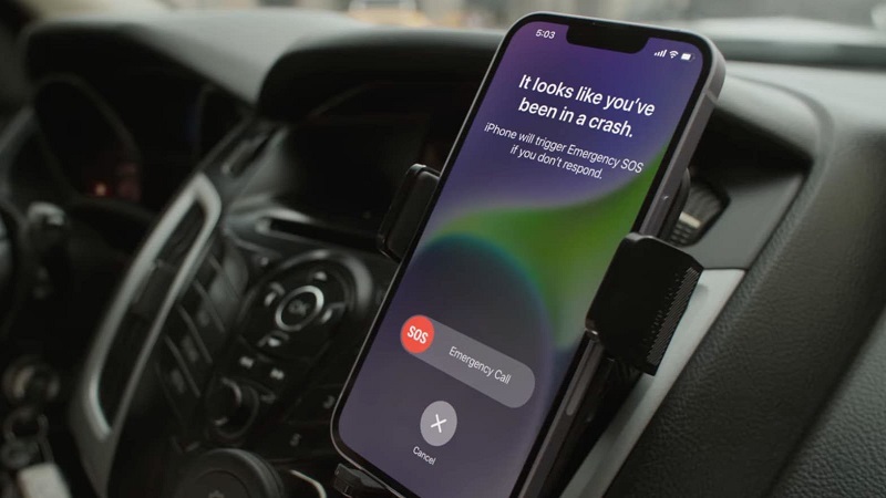 Fitur Crash Detection di iPhone 14