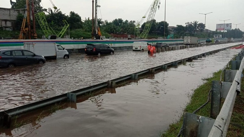 Jalan tol Pondok Aren-Serpong ditinggikan 2 meter