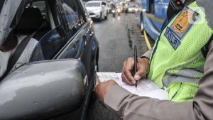 Tilang Manual Kembali Berlaku di Jakarta dan Bekasi, Masih Bisa Damai?