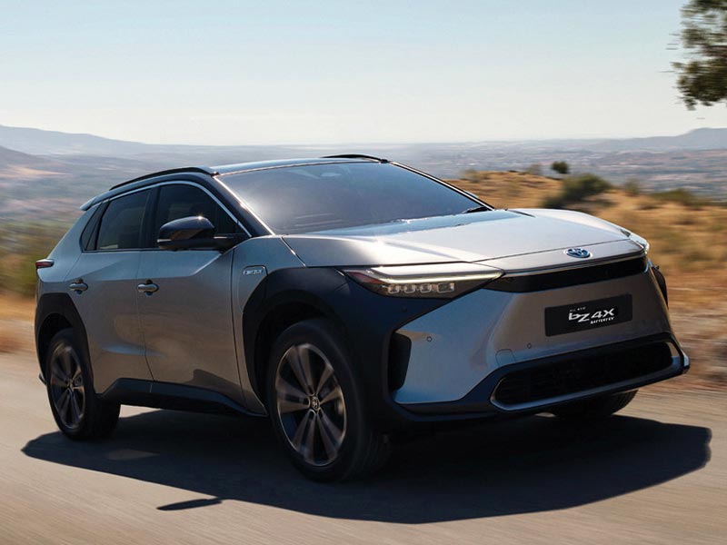 mobil terlaris di indonesia - toyota bz4x