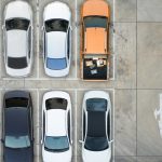 Cara Parkir Mobil Manual dan Matic yang Benar