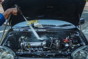 Waspada Cuci Mobil Dengan Air Bertekanan