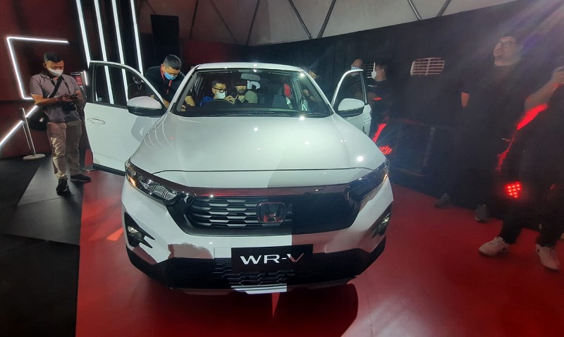 eksterior honda wr-v e cvt