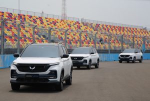 5 Kelebihan Wuling Almaz Hybrid, Lebih Irit dan Cepat!