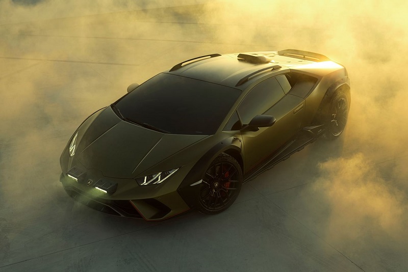 lamborghini huracan suv - sterrato tampak samping