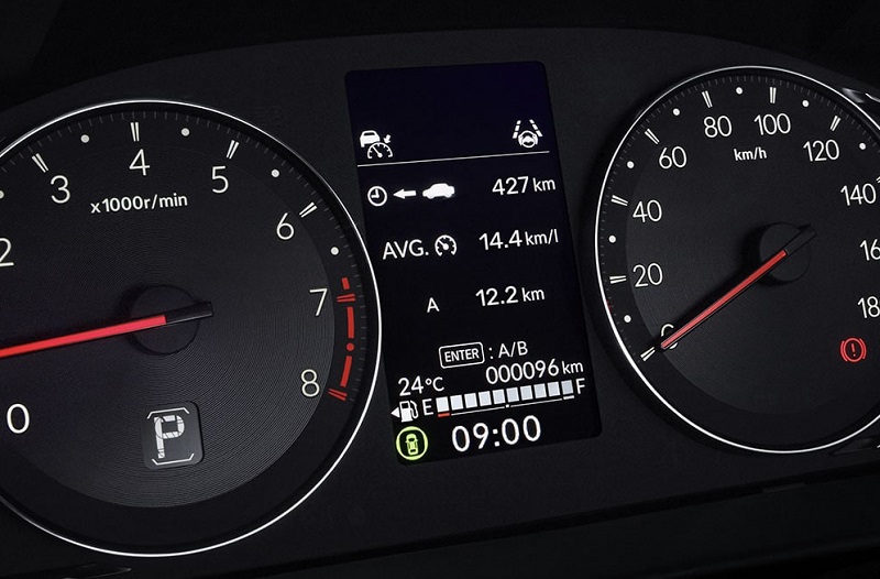 kekurangan honda wr-v rs - panel instrumen