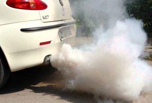 4 Tanda Mobil Sedang Bermasalah Perhatikan Jangan Diacuhkan