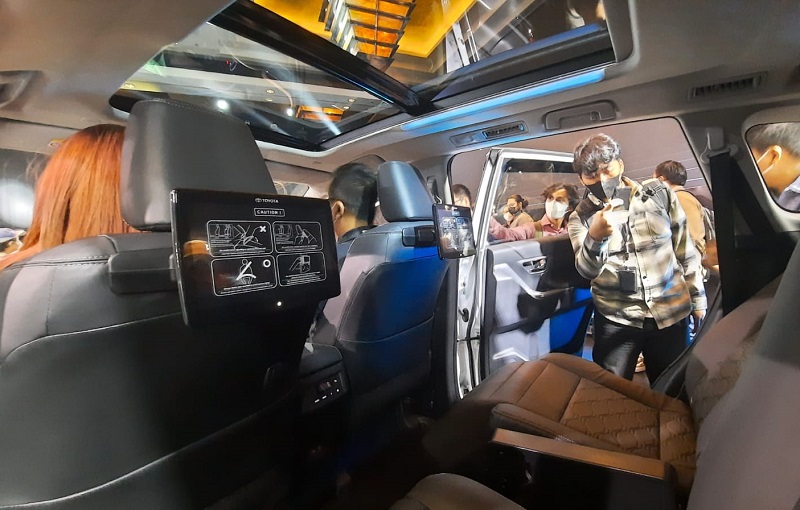 kelebihan Toyota Innova Zenix