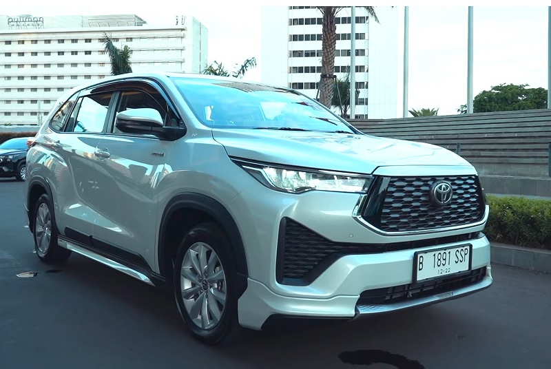Bedah Toyota Innova Zenix