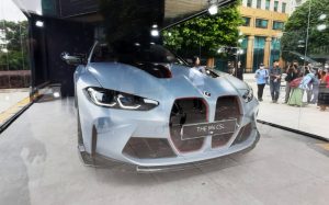 BMW M4 CSL Hadir dengan Performa Ekstrem dan Warisan Balap Autentik