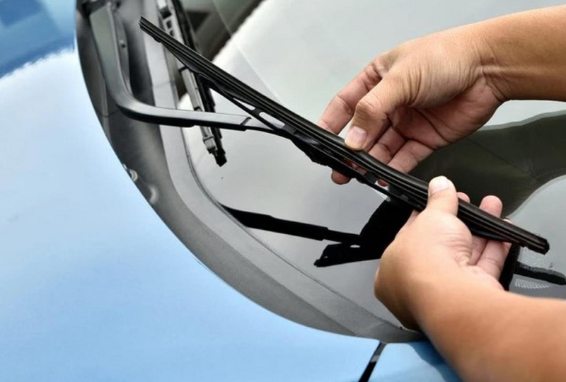 baret pada kaca mobil