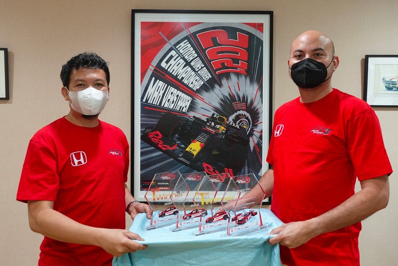hadiah pemenang honda racing simulator championship 2022