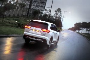 Konsumsi BBM Innova Zenix, Lebih Irit dari Innova Diesel?