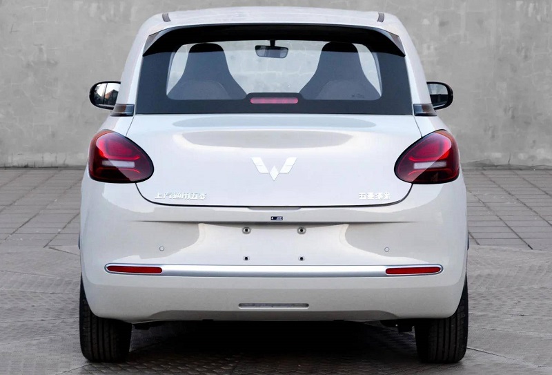 eksterior wuling bingo tampak belakang