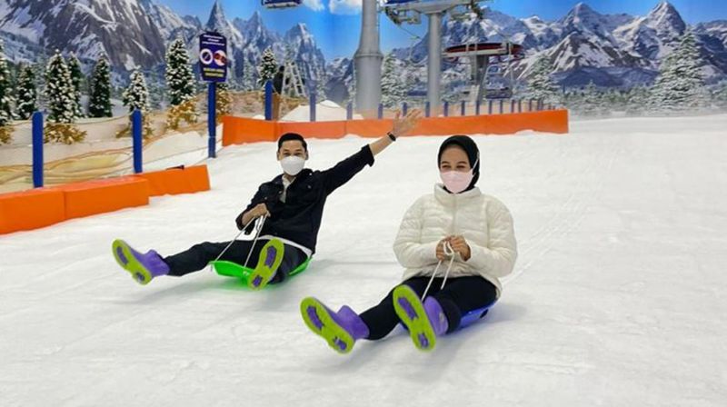 tempat wisata di Bekasi - trans snow world