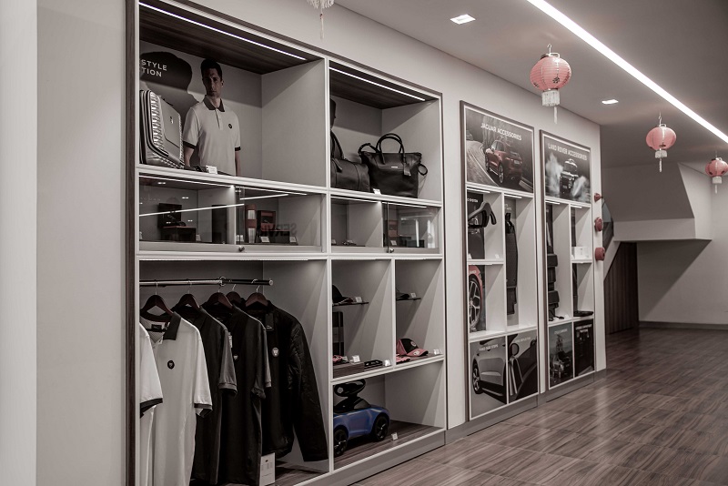 diler jaguar land rover pik - branded goods