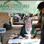 Di Kota Ini, Bikin SIM Bisa Bayar Pakai Sampah! - Tuwaga