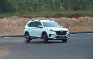 Review Honda BR-V Gen-2, LSUV Paling Bertenaga!
