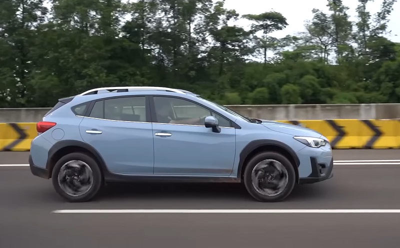review subaru xv - jalan tol
