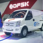 Harga DFSK Gelora E Produksi Lokal, Minibus Listrik Murah!