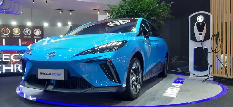 mobil baru di iims 2023 - mg 4 ev