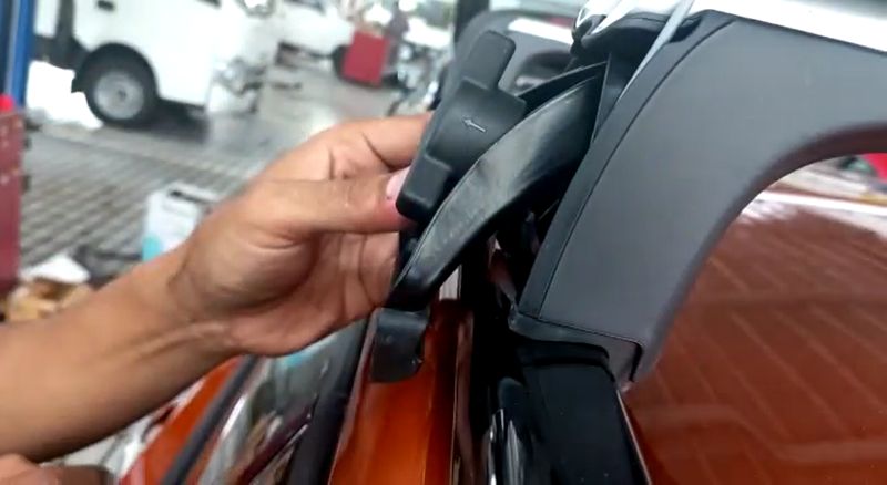 cara pasang roof box di mobil Peugeot 5008 dan 3008