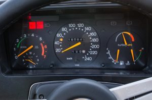 Speedometer Mobil: Kegunaan, Bagian, dan Cara Kerjanya