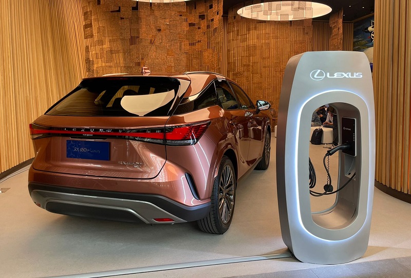 harga lexus rx 2023 - phev