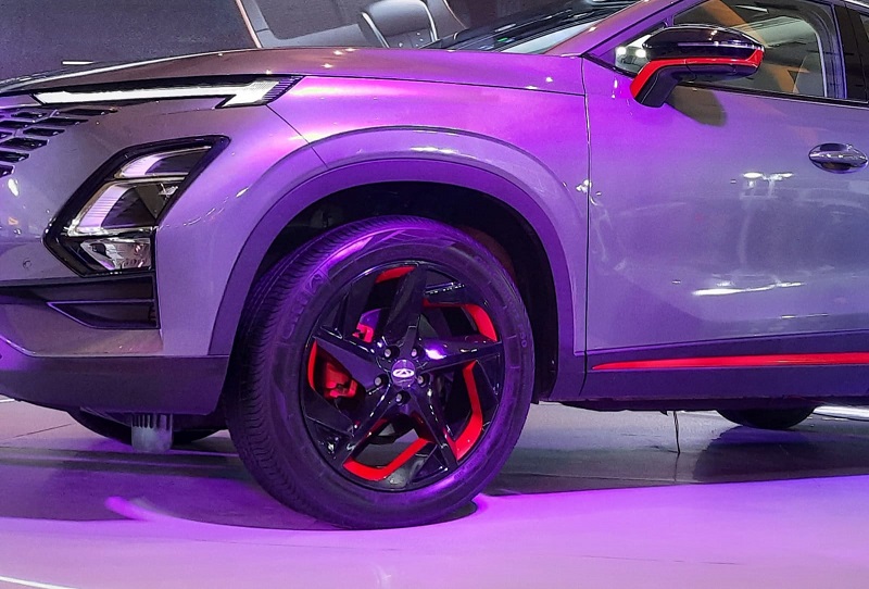 kelebihan chery omoda 5 - velg 18 inch